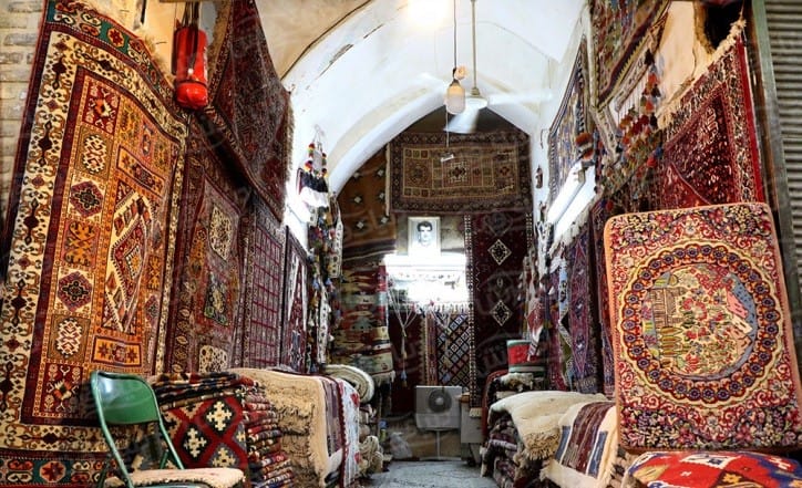 در مراسم اختتامیه نخستین همایش علمی تخصصی سالانه هم‌افزایی دانش فنی راهنمایان کشتی از مقالات برگزیده و نویسندگان آنها تقدیر شد.