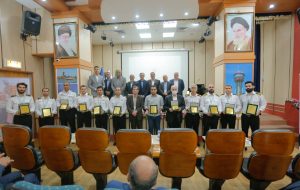 تقدیر از برگزیدگان همایش سالانه راهنمایان کشتی